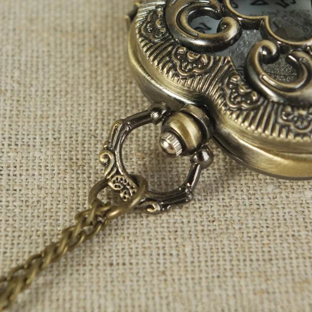 Vintage Bronze Heart Shape Pendant Quartz Pocket Watch with Necklace Chain
