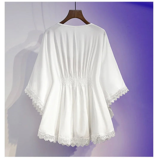 Retro Boho Style Embroidery Blouses Loose Cotton with Lace Hem Batwing sleeves