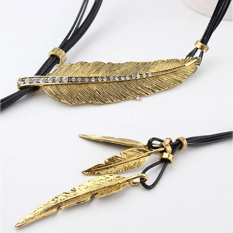 Vintage Bohemian Style Feather Pattern Pendant on Rope Chain