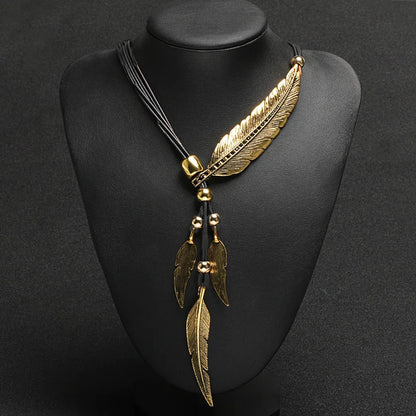 Vintage Bohemian Style Feather Pattern Pendant on Rope Chain