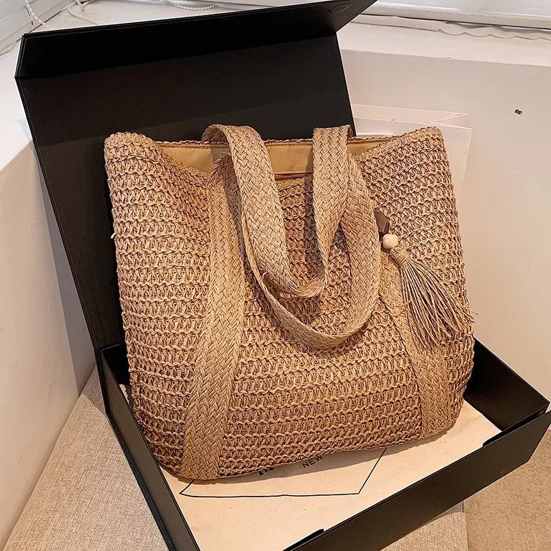 Retro Large Capacity Straw Tote Bag