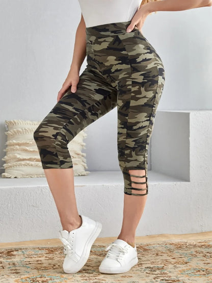 Plus Size to 4XL Women's Camo Capri Leggings with Side Stripe Cutouts High Elasticity Knit