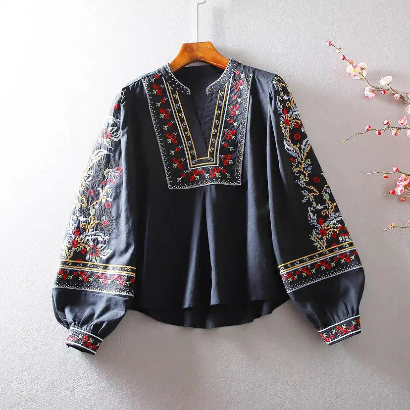 Artistic Retro Long Sleeve Embroidered Floral Casual V-neck Pullover