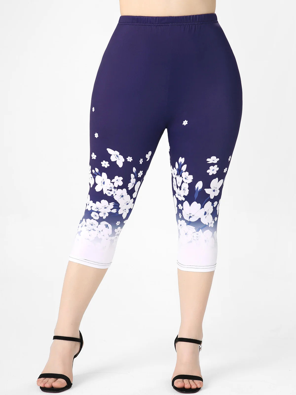 Plus Sizes to 4XL, 3D Printed Outfit, Floral Graphic Top and Matching Capri Leggings