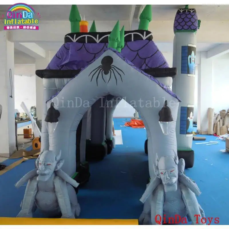 Enormous Inflatable Haunted House Pass-through to Welcome Trick or Treaters