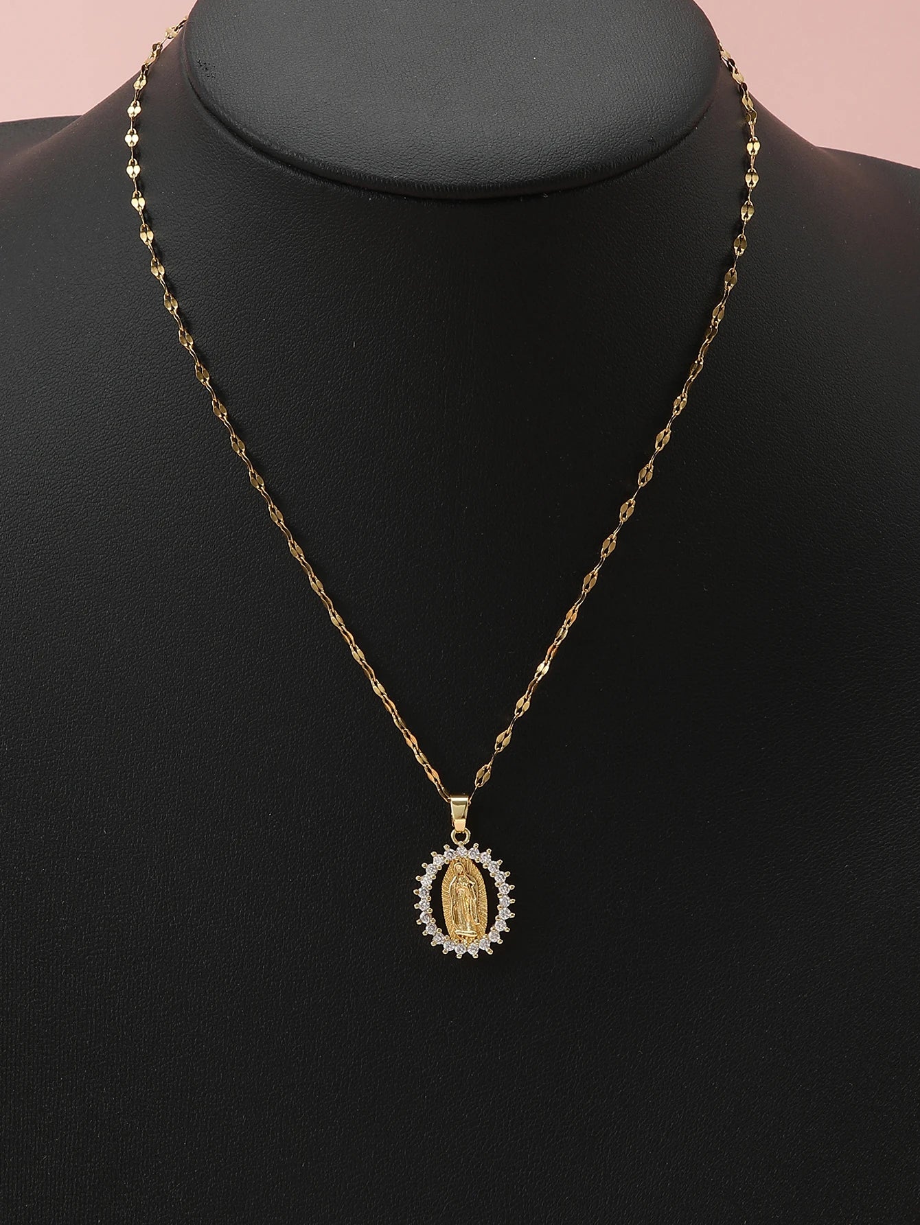 Santa Maria series necklaces In various designs