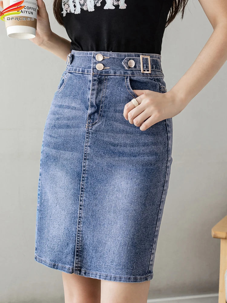 Plus Sizes to 5XL Denim Skirt with Zipper and Button Closure and Pockets.  Comes in Denim blue and Faded Denim Black