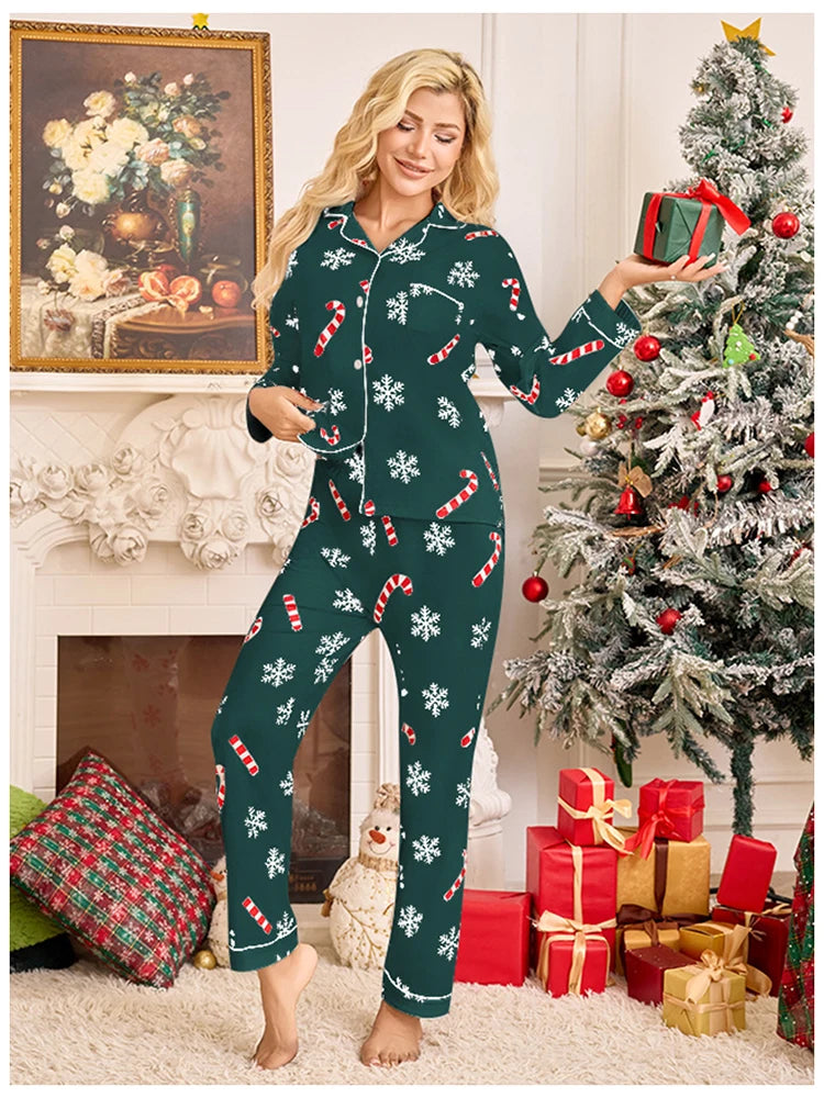 Christmas Long Sleeved Long Pants Snowflake Print Pajamas in Red, Green, White