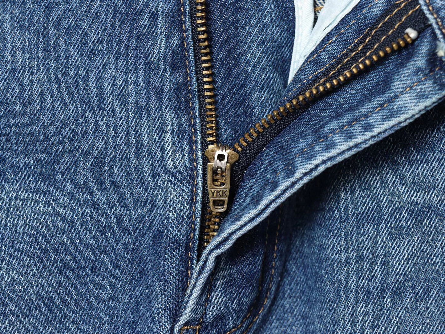 Vintage Mid-waist wide-leg worn look jeans