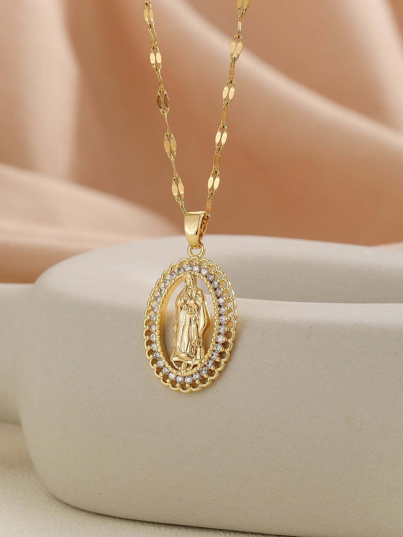 Santa Maria series necklaces In various designs