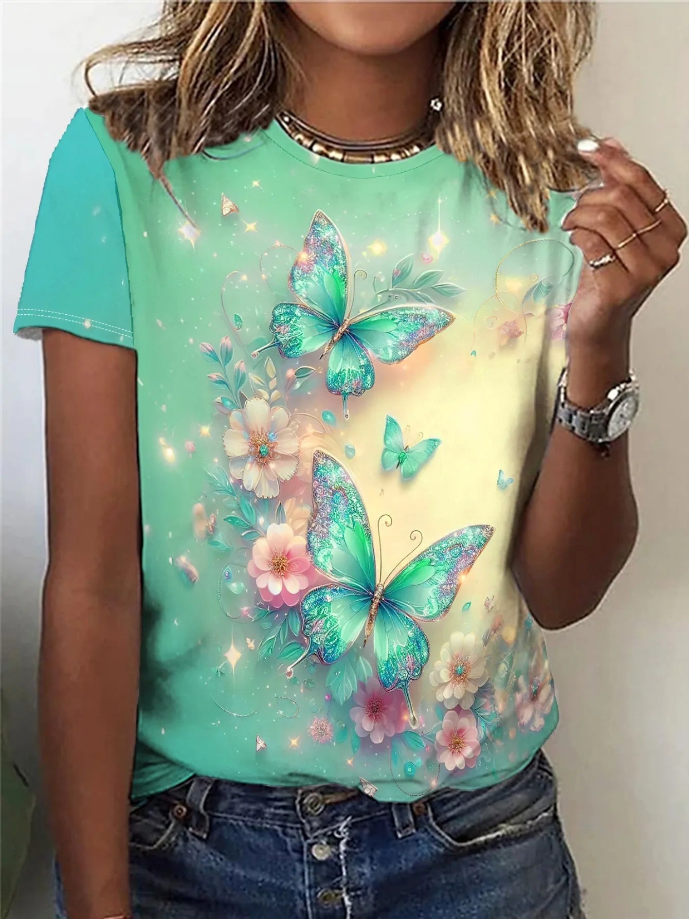 Women's Tee-shirt Shimmering Butterfly & Floral Graphic, Casual Pastel Garden Design