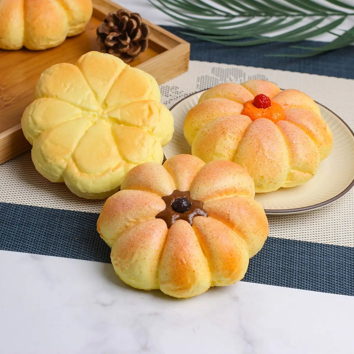 1Piece Slow Rebound Simulated Bread Series Squishies