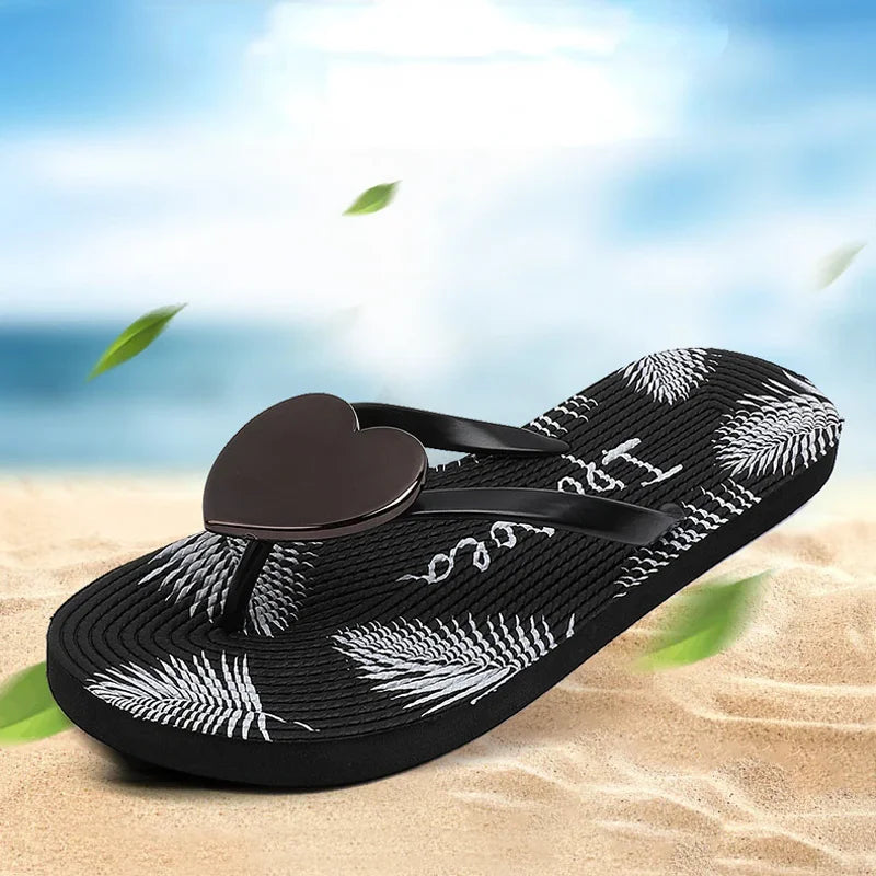 Casual fun home or casual flipflops with cute hearts