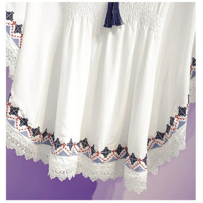 Retro Boho Style Embroidery Blouses Loose Cotton with Lace Hem Batwing sleeves
