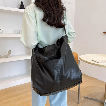 Retro Tote Bag, Casual, Large Capacity, Shoulder Crossbody Bag, Faux Leather in Green, Tan, and Black