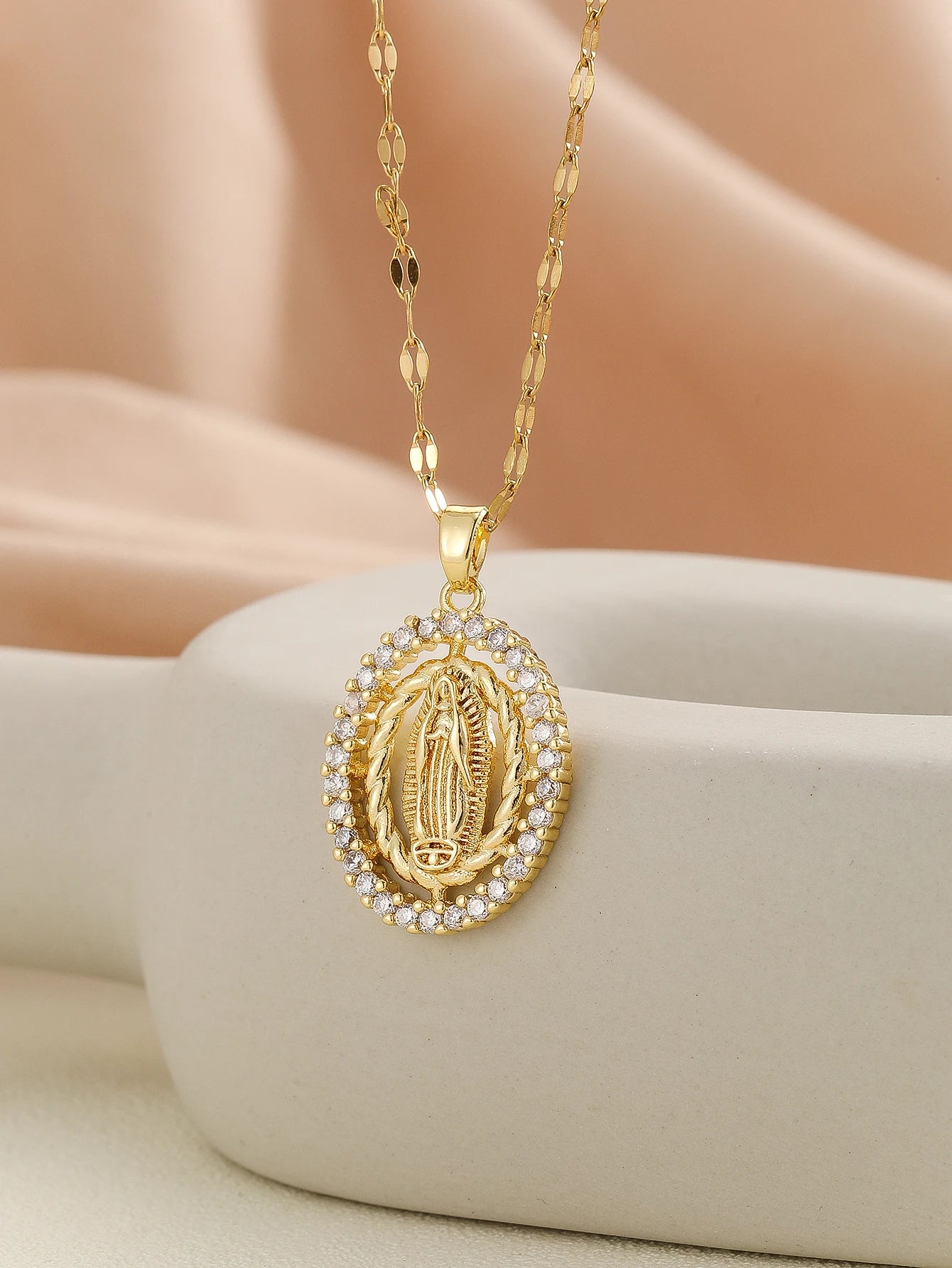 Santa Maria series necklaces In various designs