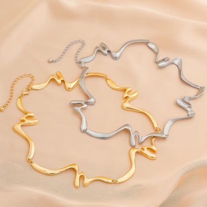 Irregular Wave Choker in Silver or Gold