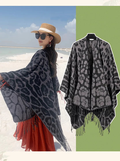 Vintage Boho Leopard Print Soft Over-the-Head Cloaks With Tassels
