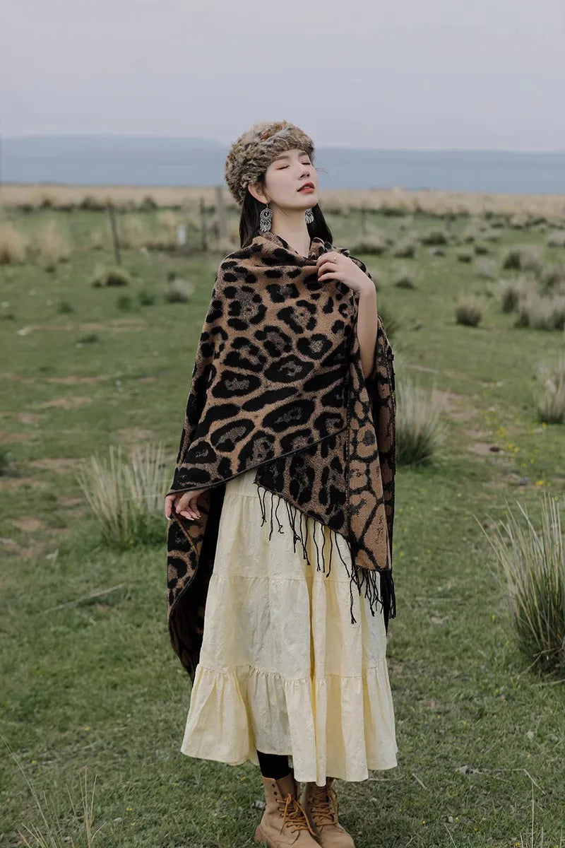 Vintage Boho Leopard Print Soft Over-the-Head Cloaks With Tassels