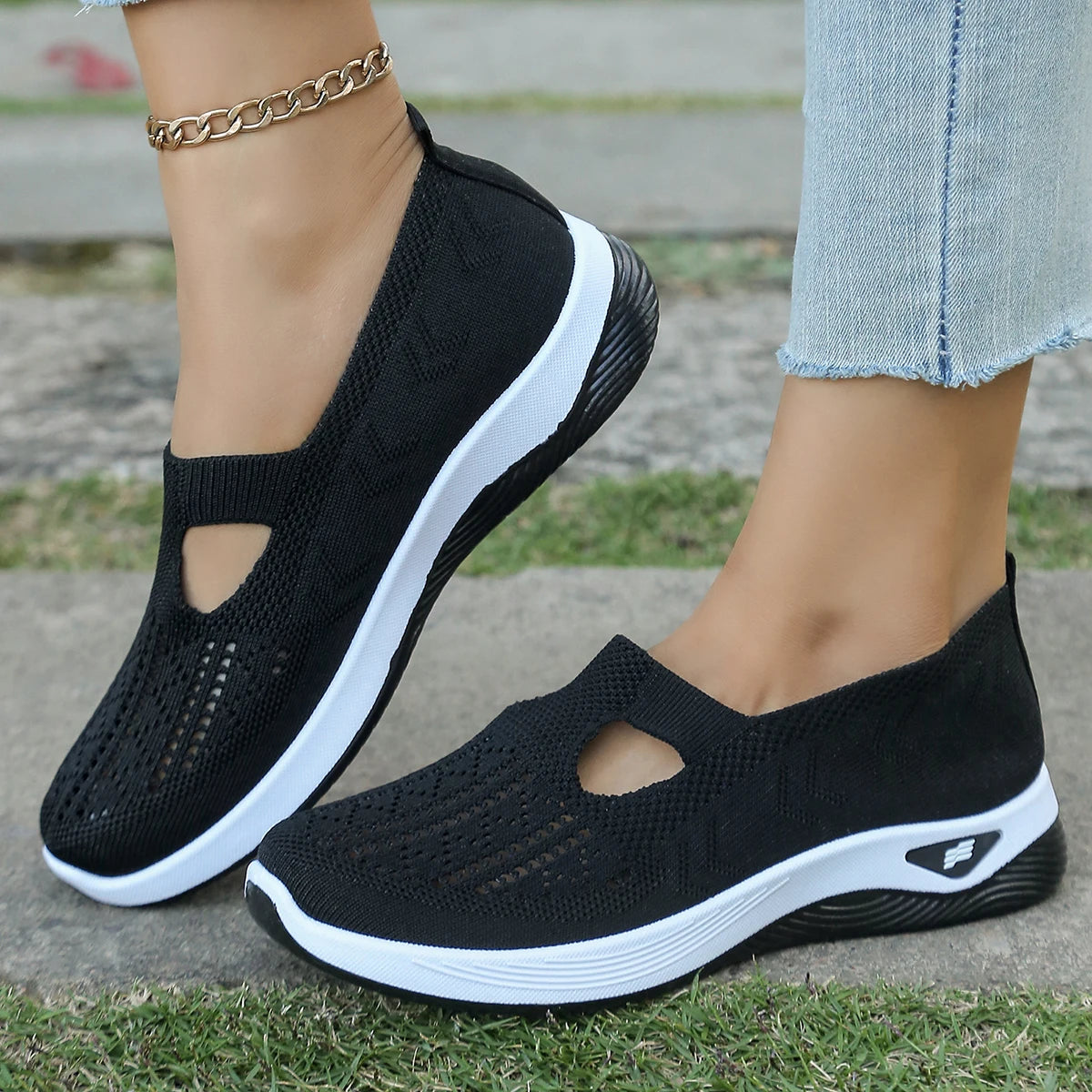 Women's casual shoes, solid color, breathable, soft-soled, lightweight walking shoes, low-top knit