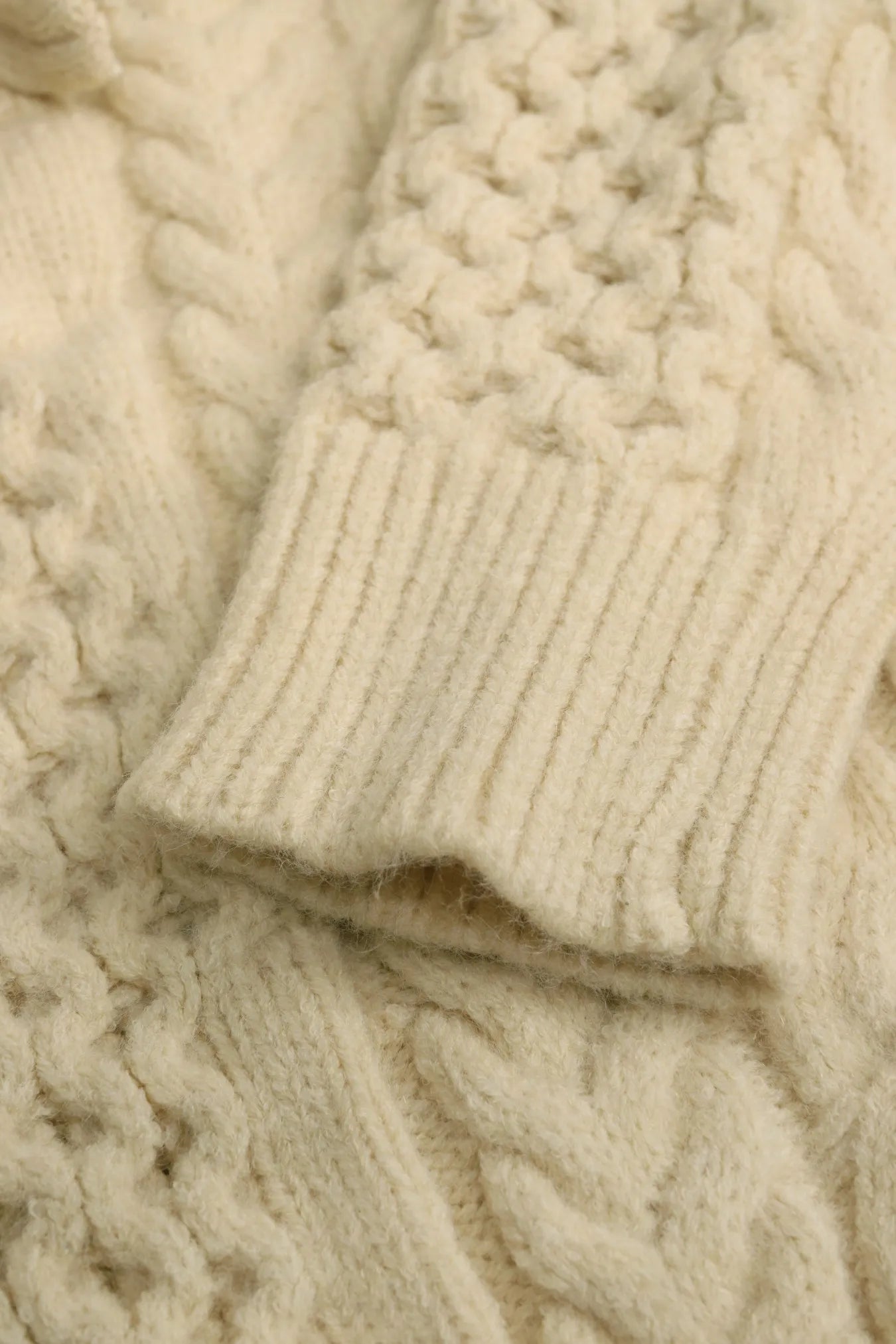 Oversized Beige Cable Knit Sweater Casual Long Sleeve Half-Zip with Pockets Comfortable Knitwear