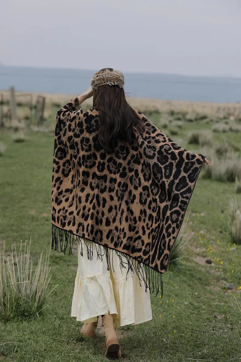 Vintage Boho Leopard Print Soft Over-the-Head Cloaks With Tassels