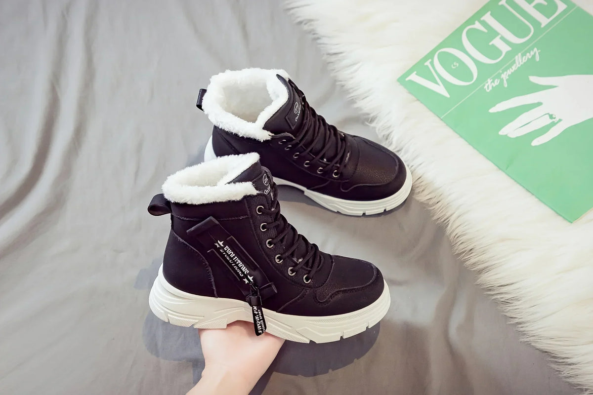 Short Snow Boots, Anti‑Slip, Warm Fur Lined, Lace-Up Casual Ankle Boots, Come in Black, White, Tan