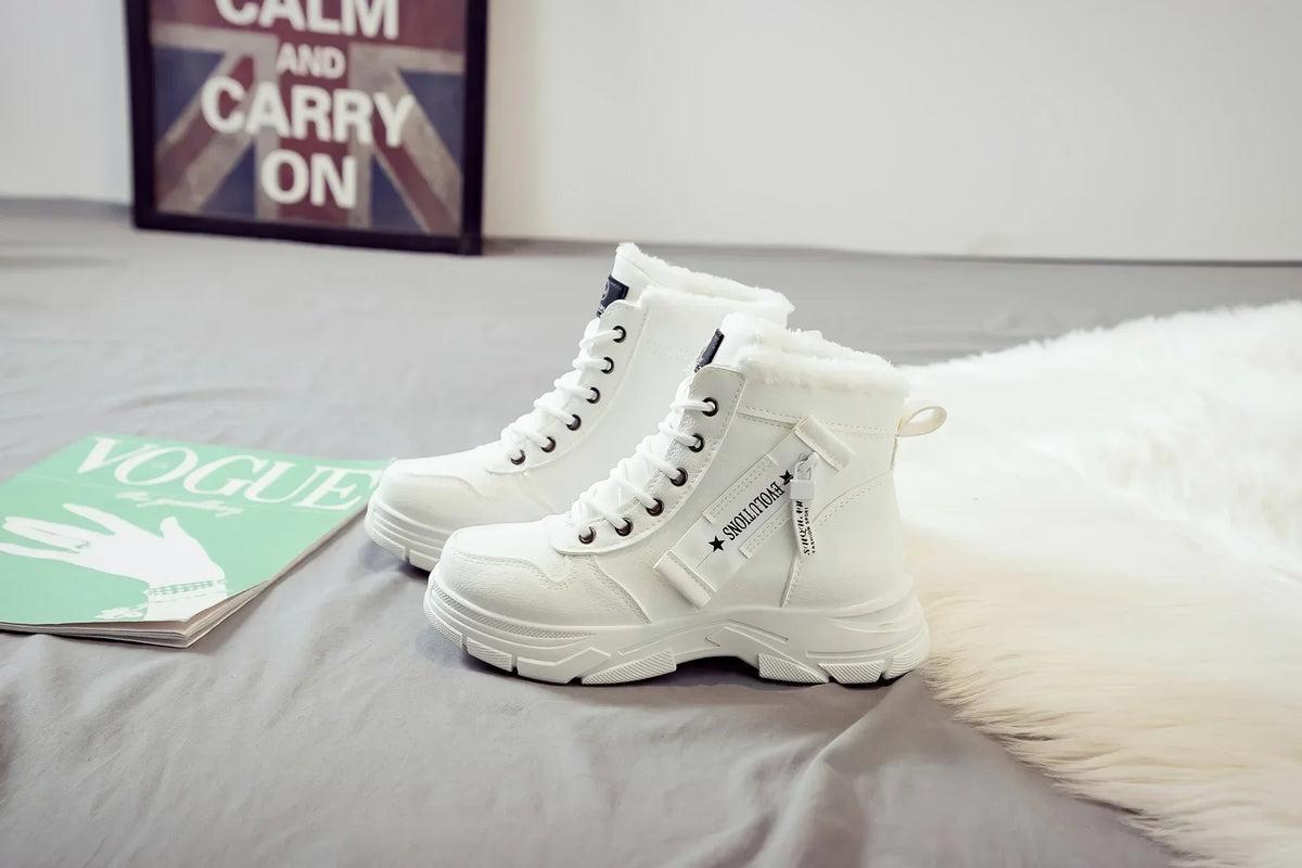Short Snow Boots, Anti‑Slip, Warm Fur Lined, Lace-Up Casual Ankle Boots, Come in Black, White, Tan