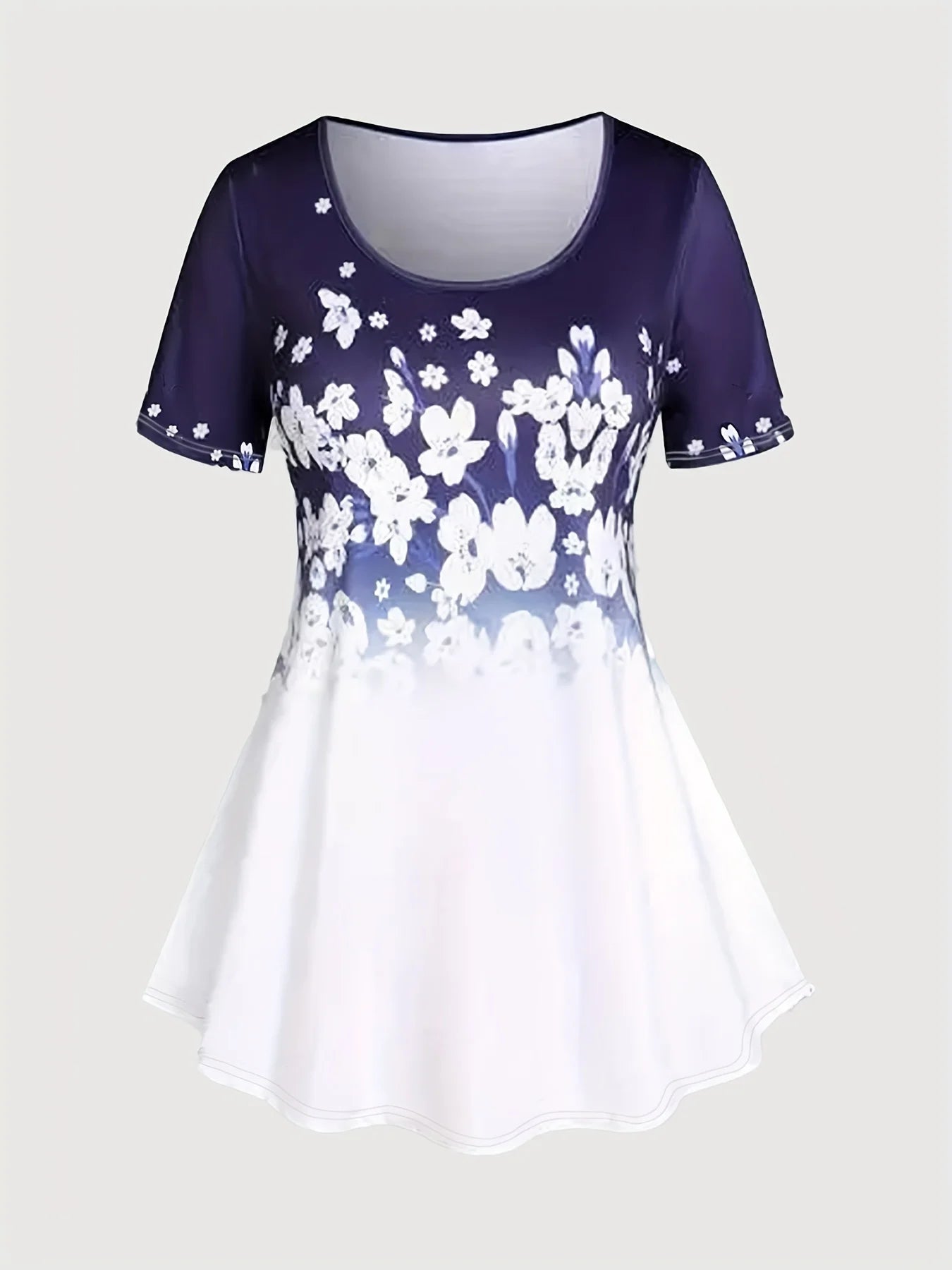 Sizes to 5XL, 2 Piece Casual Suits, Blue and White Flower Print on Top and Pants, Short Sleeve, Round Neck, Capri Pants
