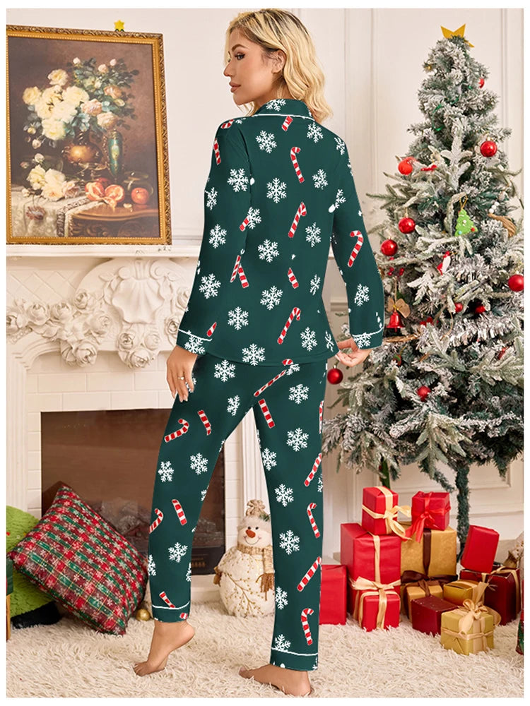 Christmas Long Sleeved Long Pants Snowflake Print Pajamas in Red, Green, White