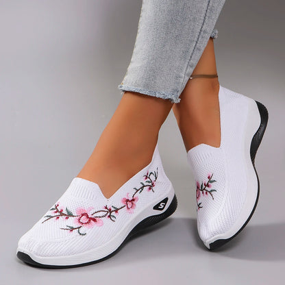 Breathable mesh flat shoes casual sneakers. 5 Colors
