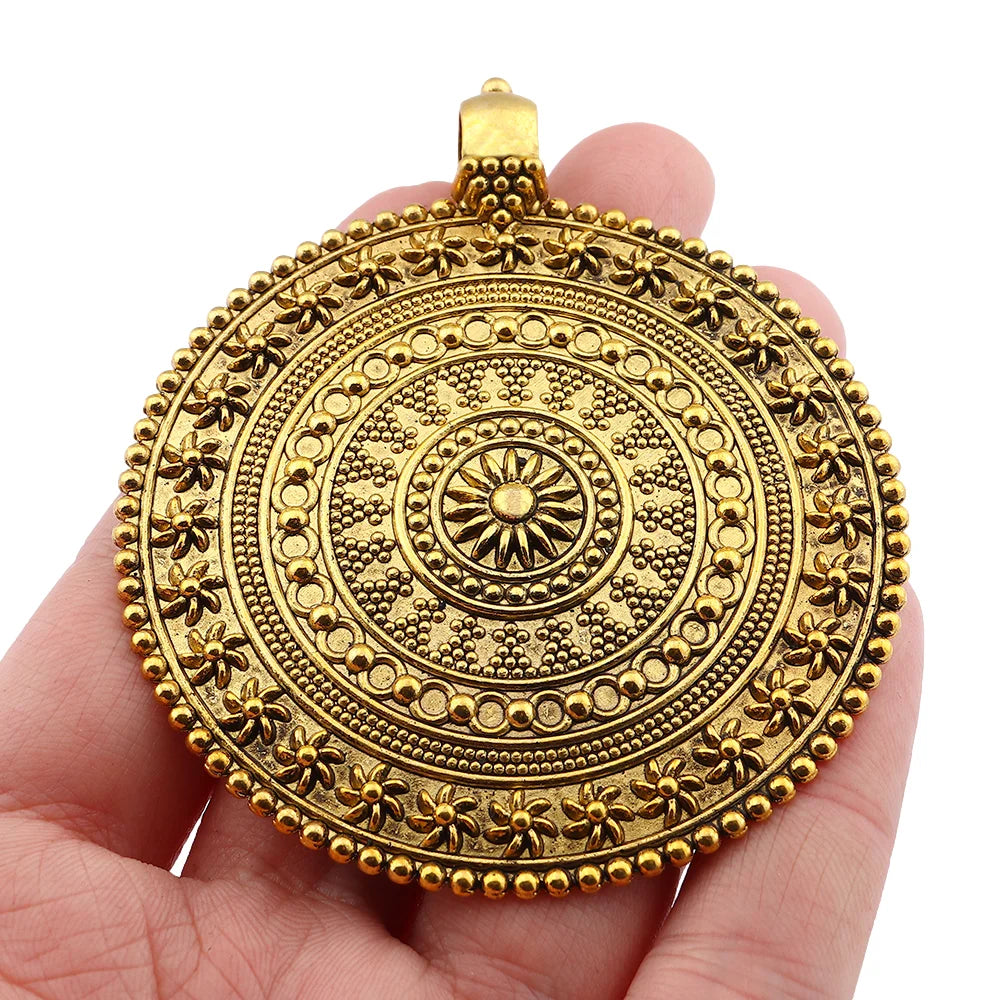 Antique Gold Color Bohemia Flower Round Medallion Charms Pendants for DIY Handmade Necklace Jewelry Making Finding Accessories