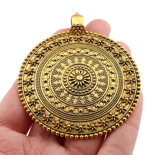 Antique Gold Color Bohemia Flower Round Medallion Charms Pendants for DIY Handmade Necklace Jewelry Making Finding Accessories