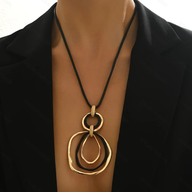 5 Elegant Unusual Necklace Designs