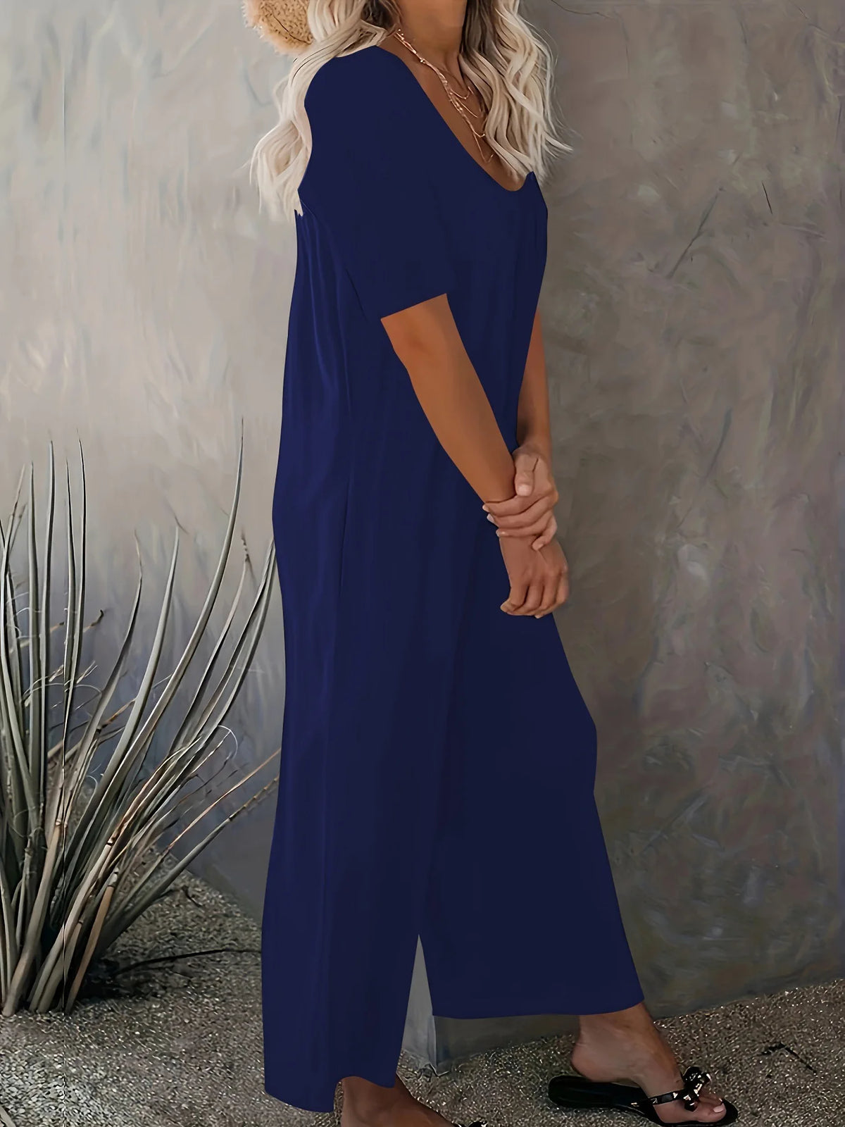 Sizes to 5XL  Jumpsuit, Short Sleeve, U neckline, with pockets. 5 colors