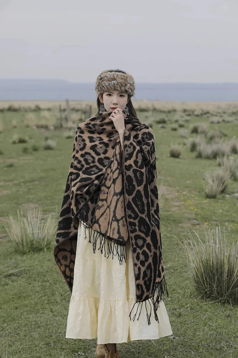 Vintage Boho Leopard Print Soft Over-the-Head Cloaks With Tassels