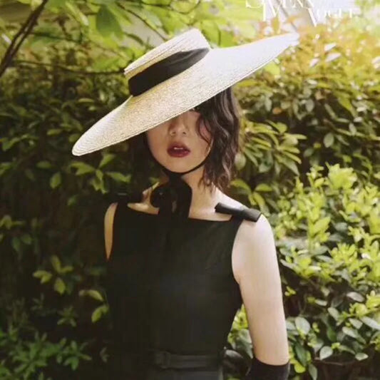 Big Natural Straw Hats, Wide-Brim Sun Visor Caps, Elegant Flat Top, Long Ribbon Tie
