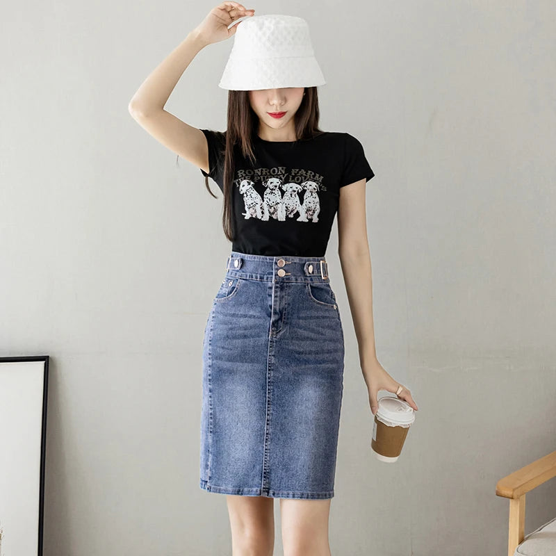 Plus Sizes to 5XL Denim Skirt with Zipper and Button Closure and Pockets.  Comes in Denim blue and Faded Denim Black
