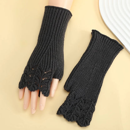 Autumn and Winter short fishnet knit gloves, fashionable.