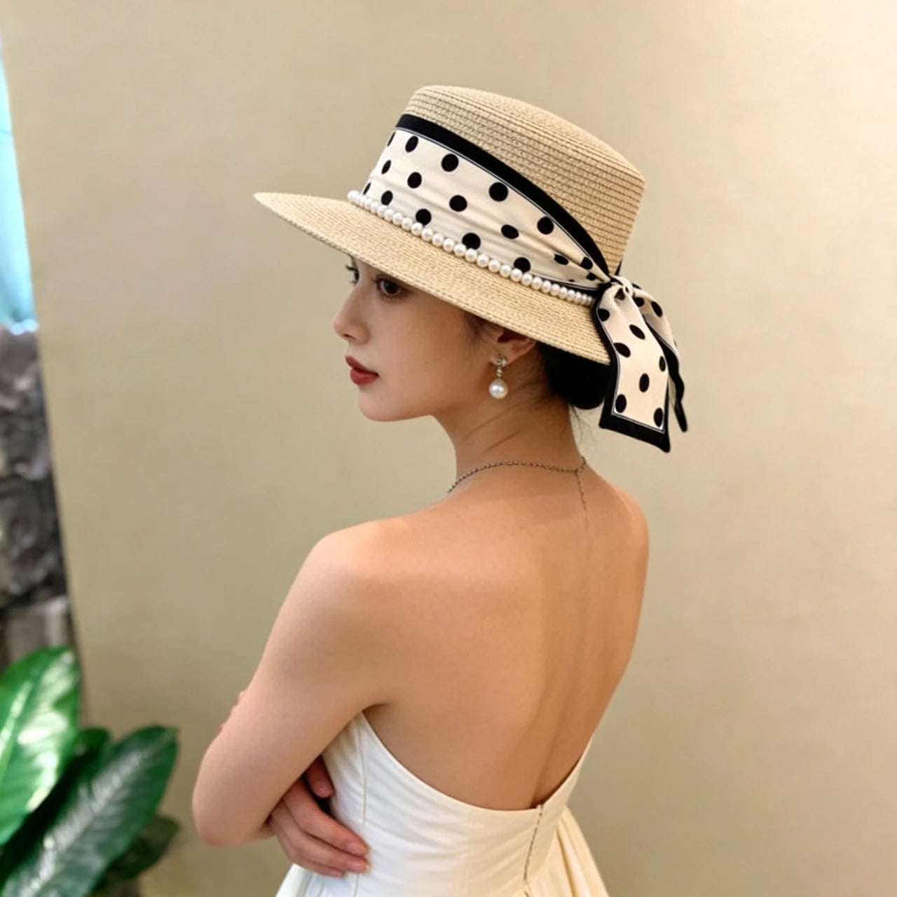 Straw Hat with Polka Dot Ribbon, Pearl, and  Wide Brim Sunshade