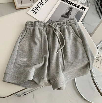 Women's comfortable loose wide-legged Elastic and drawstring Slim fit casual versatile sports shorts