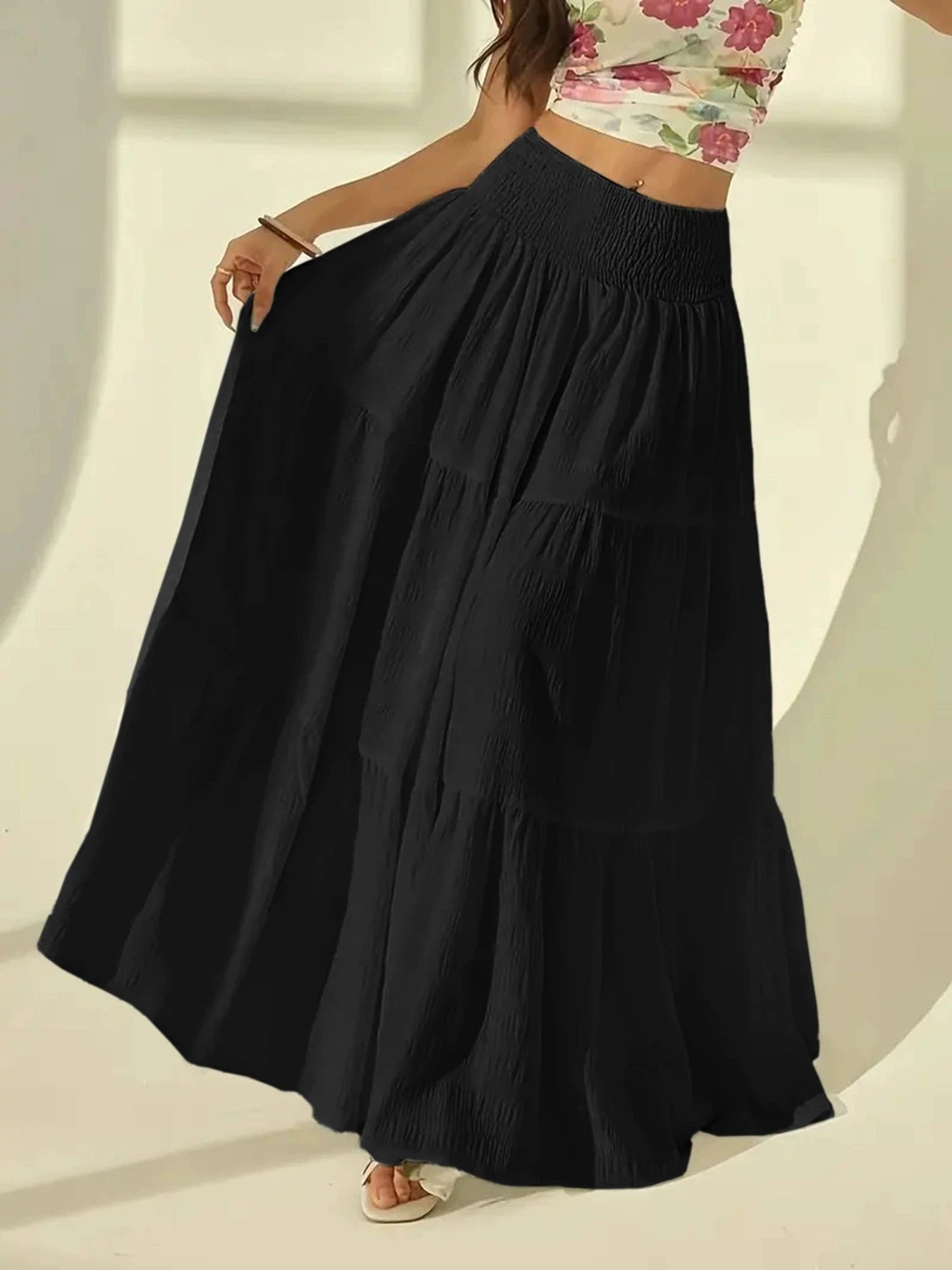 Sizes to 4XL   fashionable, layered long skirt ,solid-color, elastic waist , comes in Black and White